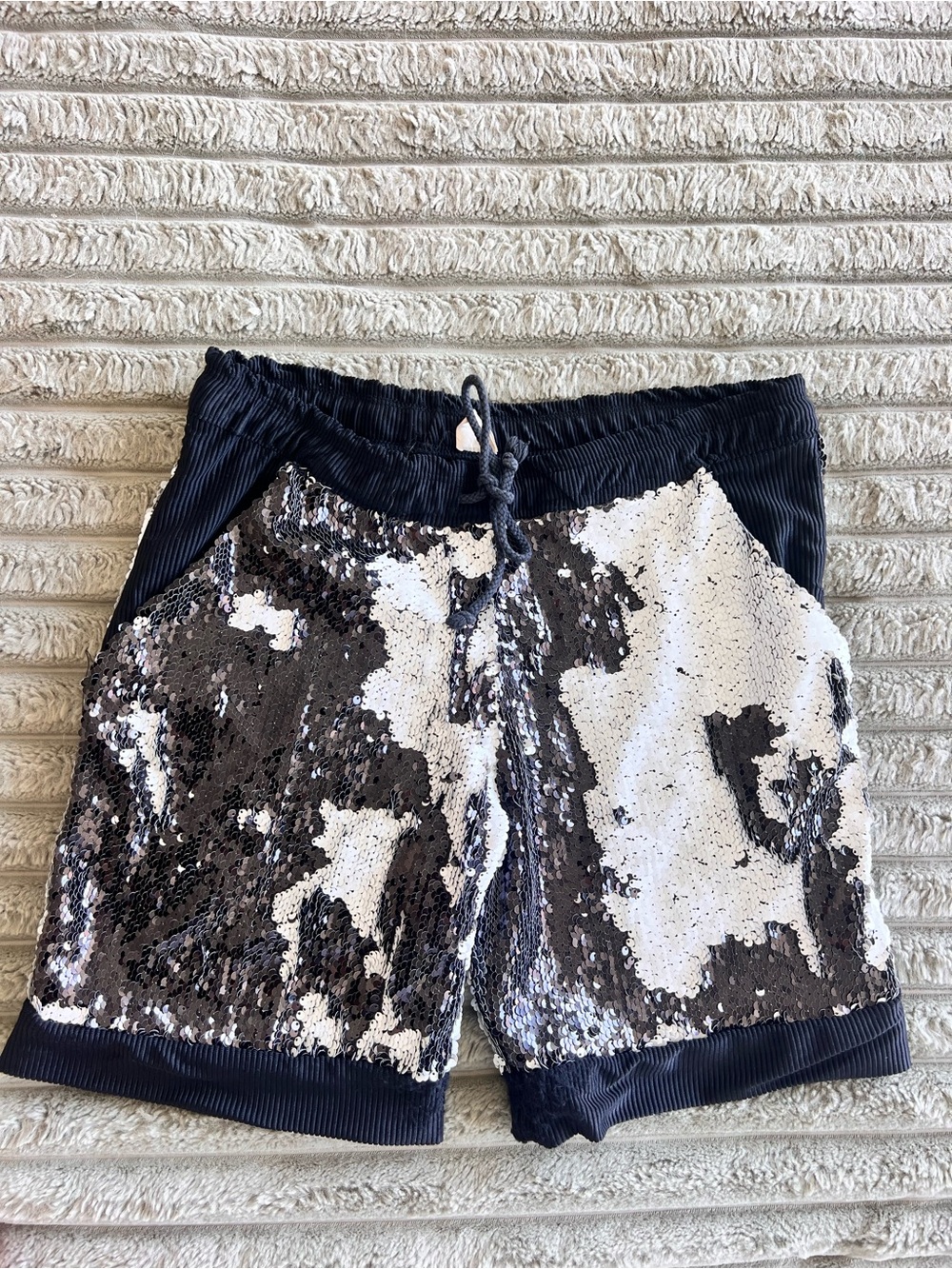 Vintage Women's Full Sequin Low Waist Drawstring Shorts Size M (XS/S Best)